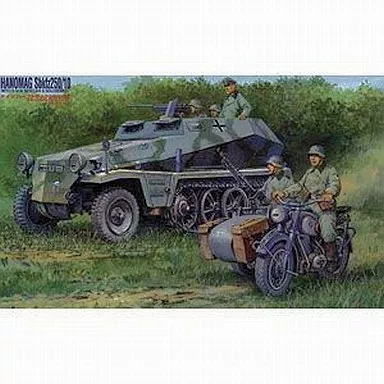 Plastic Model Kit - Half-track