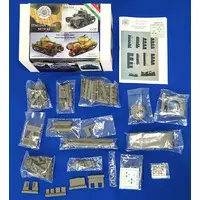 1/35 Scale Model Kit - Tank / Carro Armato M15/42