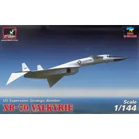 1/144 Scale Model Kit - Bomber