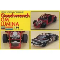 1/24 Scale Model Kit - Vehicle