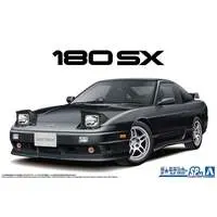 1/24 Scale Model Kit - The Model Car - NISSAN / SKYLINE