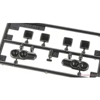 1/24 Scale Model Kit - Isuzu