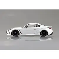 Toyota GR86 2021 (Crystal White Pearl) Model Kit