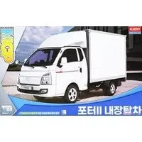 1/24 Scale Model Kit - Hyundai