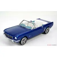 1/24 Scale Model Kit - Ford