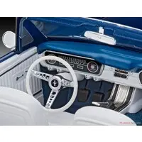 1/24 Scale Model Kit - Ford