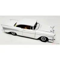 1/25 Scale Model Kit - Chevrolet