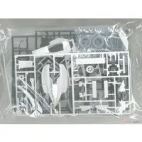 1/24 Scale Model Kit - Vehicle