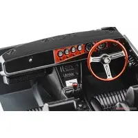 1/24 Scale Model Kit - Isuzu