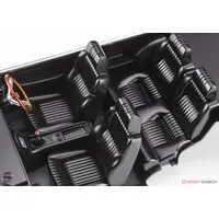 1/24 Scale Model Kit - Isuzu