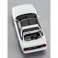 1/24 Scale Model Kit - Vehicle