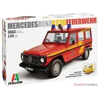 1/24 Scale Model Kit - Mercedes-Benz