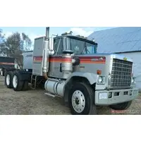 1/32 Scale Model Kit - Chevrolet