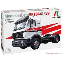 1/24 Scale Model Kit - Mercedes-Benz