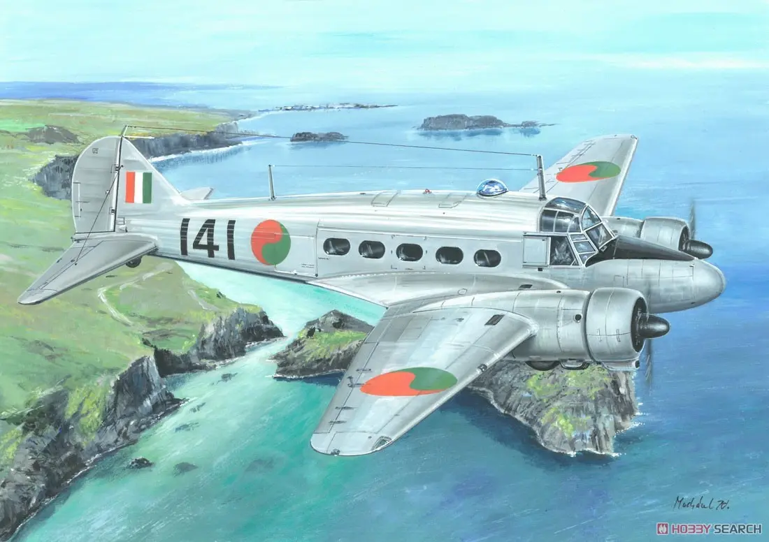 1/72 Scale Model Kit - Military transport aircraft / Avro Anson