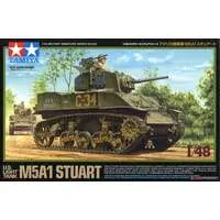 1/48 SCALE U.S. LIGHT TANK M5A1 STUART Model Kit