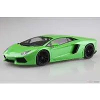 '11 Lamborghini Aventador Green Model Kit