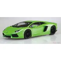 '11 Lamborghini Aventador Green Model Kit