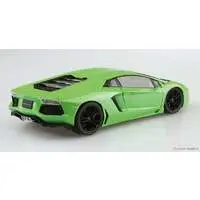 '11 Lamborghini Aventador Green Model Kit