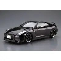 1/24 Scale Model Kit - The Model Car - NISSAN / SKYLINE