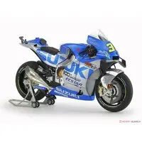 1/12 SCALE Team SUZUKI ECSTAR GSX-RR '20 Model Kit