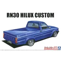 1/24 RN30 HILUX CUSTOM '78(TOYOTA) Model Kit