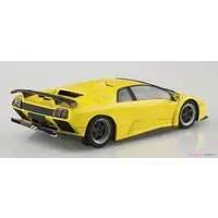 1/24 Scale Model Kit - Lamborghini / Countach