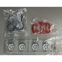 1/24 Scale Model Kit - Lamborghini / Countach