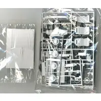 1/24 Scale Model Kit - The Model Car - Vehicle