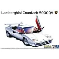 1/24 Scale Model Kit - Lamborghini / Countach