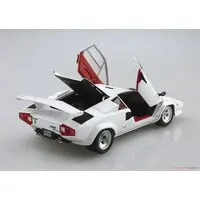 1/24 Scale Model Kit - Lamborghini / Countach