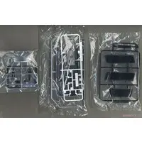 1/24 NISSAN E50 ELGRAND '99 Model Kit