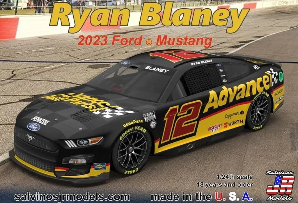 1/24 Scale Model Kit - Ford