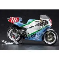 1/24 Scale Model Kit - YAMAHA / YZR500