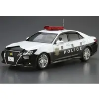 1/24 TOYOTA GRS214 CROWN PATROL CAR FOR TRAFFIC CONTROL '16 Model Kit