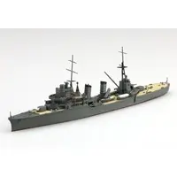 1/700 JAPANESE NAVY LIGHT CRUISER KASHII Model Kit