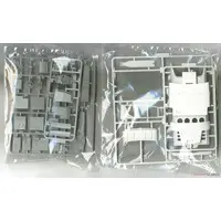 1/32 Scale Model Kit - Isuzu