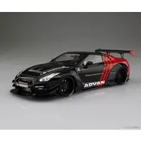 1/24 Scale Model Kit - NISSAN / SKYLINE