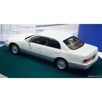 1/24 Scale Model Kit - The Model Car - Vehicle / CROWN MAJESTA