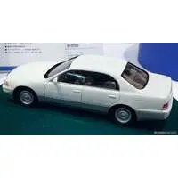 1/24 Scale Model Kit - The Model Car - Vehicle / CROWN MAJESTA