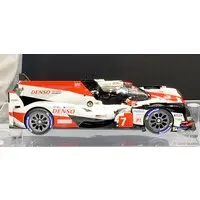 1/24 Scale Model Kit - Vehicle