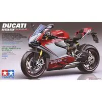 1/12 SCALE DUCATI 1199 PANIGALE S TRICOLORE Model Kit
