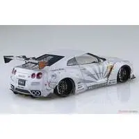 1/24 Scale Model Kit - NISSAN / SKYLINE