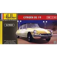 1/43 Scale Model Kit - Citroën