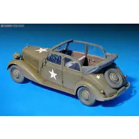 1/35 Scale Model Kit - Mercedes-Benz