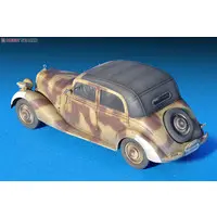 1/35 Scale Model Kit - Mercedes-Benz