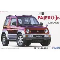 1/24 Scale Model Kit - Mitsubishi / PAJERO