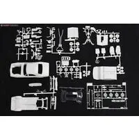 1/25 Scale Model Kit - Ford