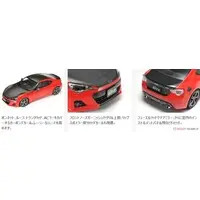 1/24 Scale Model Kit - Vehicle