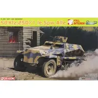 1/35 Scale Model Kit - Half-track / Sd.Kfz. 2 Kettenkrad